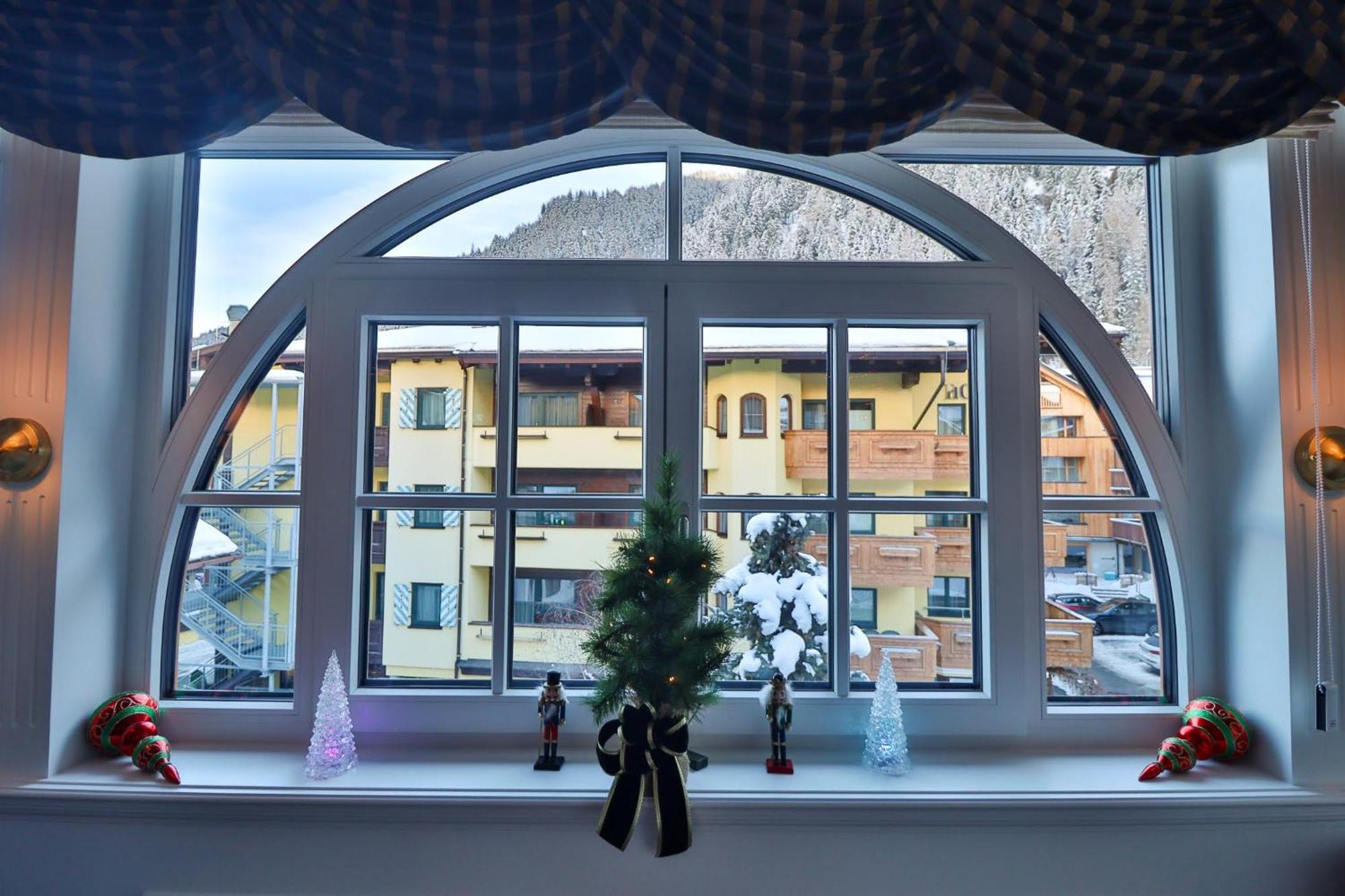 Schneider Hof Boutique Hotel Sankt Anton am Arlberg Buitenkant foto